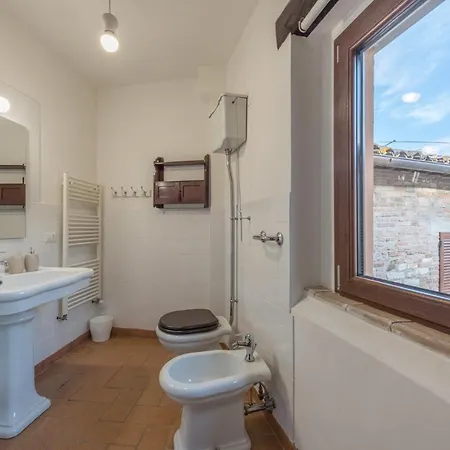 Lemon Tree Boutique 4*