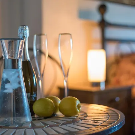 Lemon Tree Boutique 4*