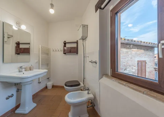 Lemon Tree Boutique 4*